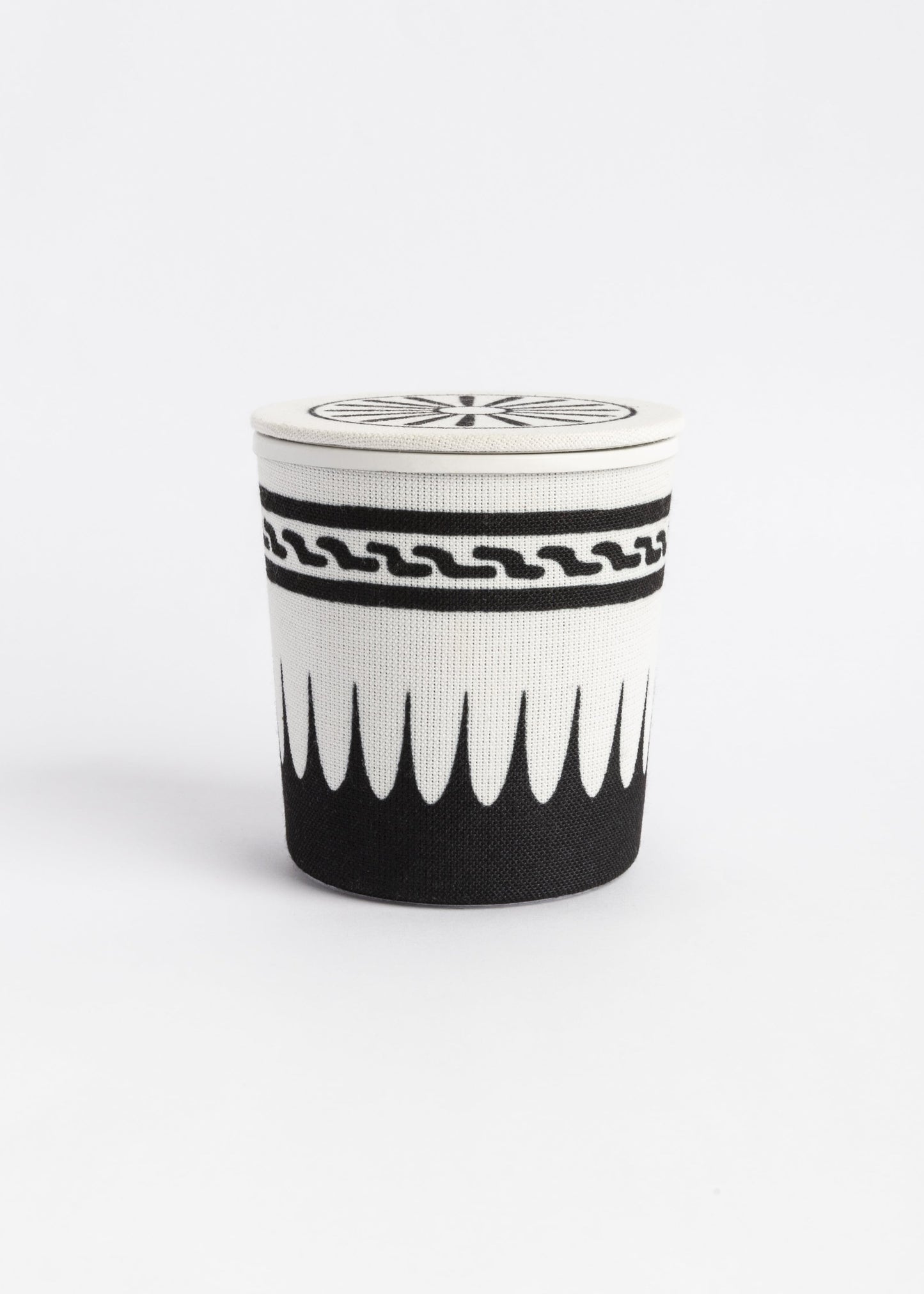 Choé Candles ARCHAIC Soy Wax Candle RED POPPY BLOOMS