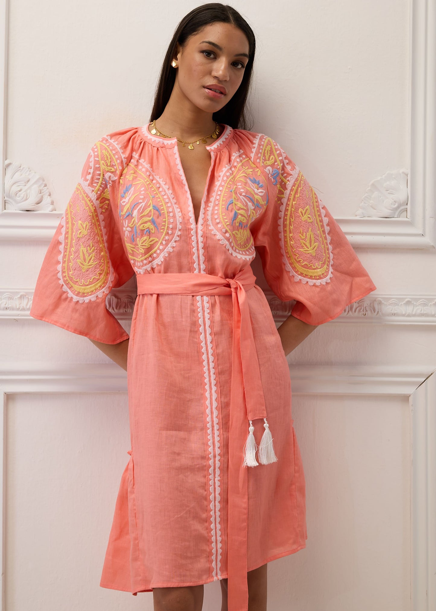 ARETI SHORT Kleid SALMON