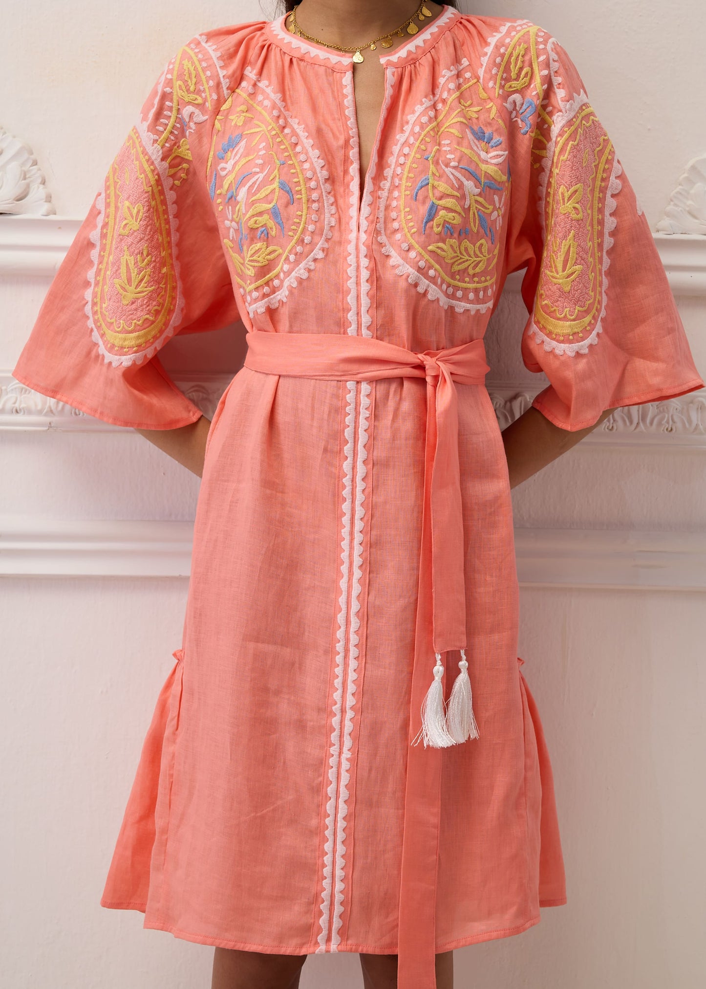 ARETI SHORT Kleid SALMON